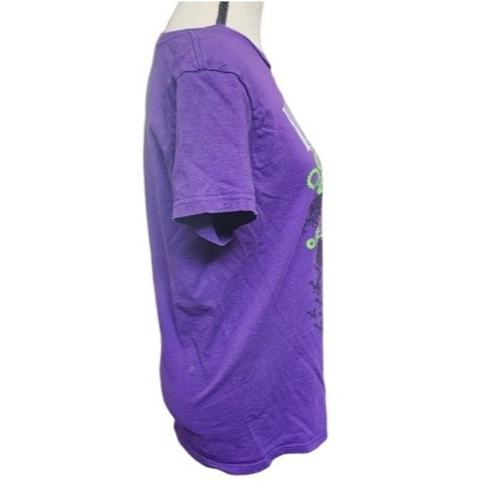 WICKED the Broadway Musical Two Witches Purple T-Shirt Size Large - Picture 2 of 5
